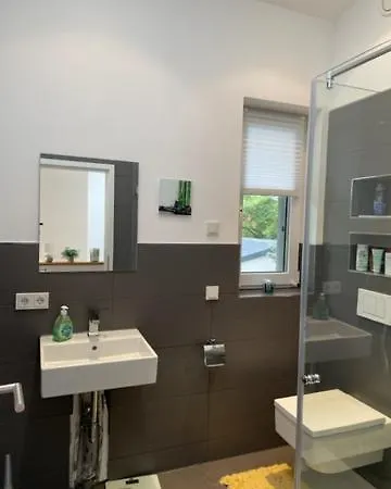 Apartment 1 Zkb Komfort Naehe Stadtzentrum Koeln & Dom Lohmar